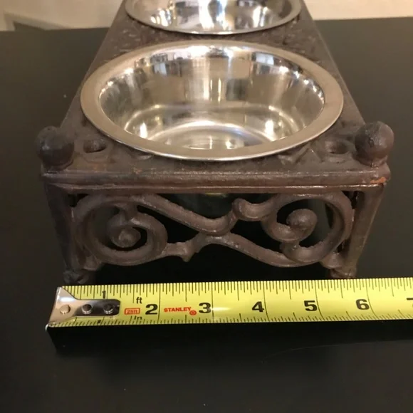 Vintage Cast Iron Ornate Pet Feeder Bowls - Picture 4 of 5